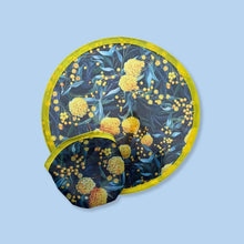 Load image into Gallery viewer, Golden Wattle Twist Fan
